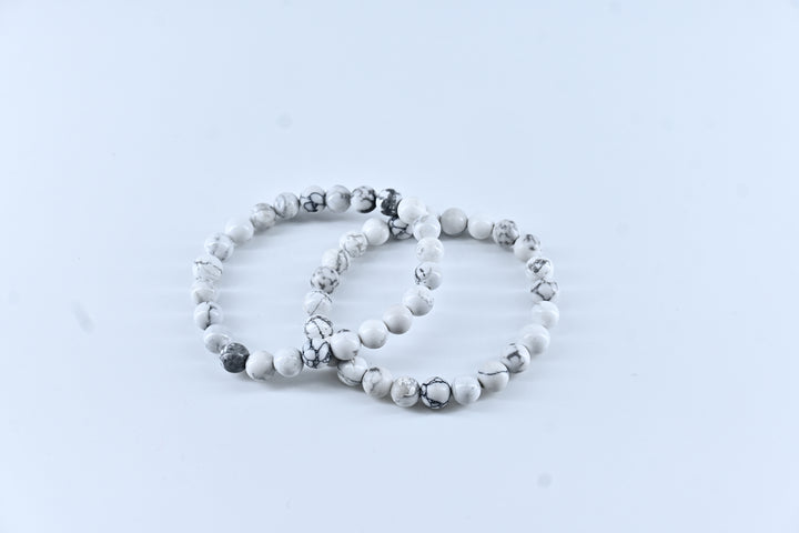 Howlite bracelet (anxiety and stress)